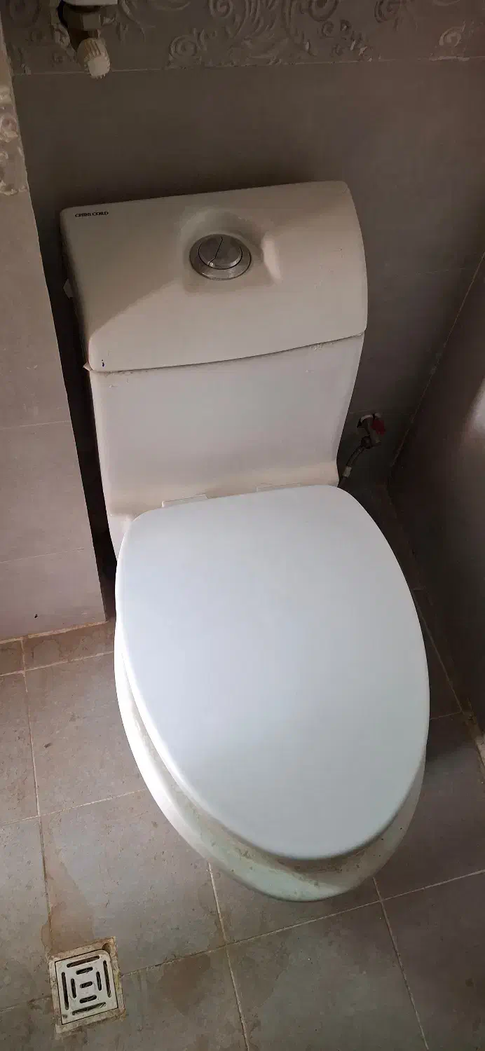 توالت فرنگی چینی کرد|لوازم سرویس بهداشتی|اصفهان, سپاهانشهر|دیوار