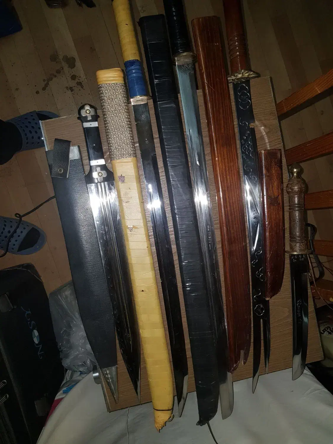 چقووشمشیر قدیم وخیلی قدیم|کلکسیون اشیاء عتیقه|تهران, یوسفآباد|دیوار