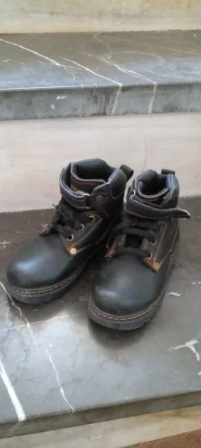 کفش|کفش و لباس بچه|اصفهان, همت‌آباد|دیوار