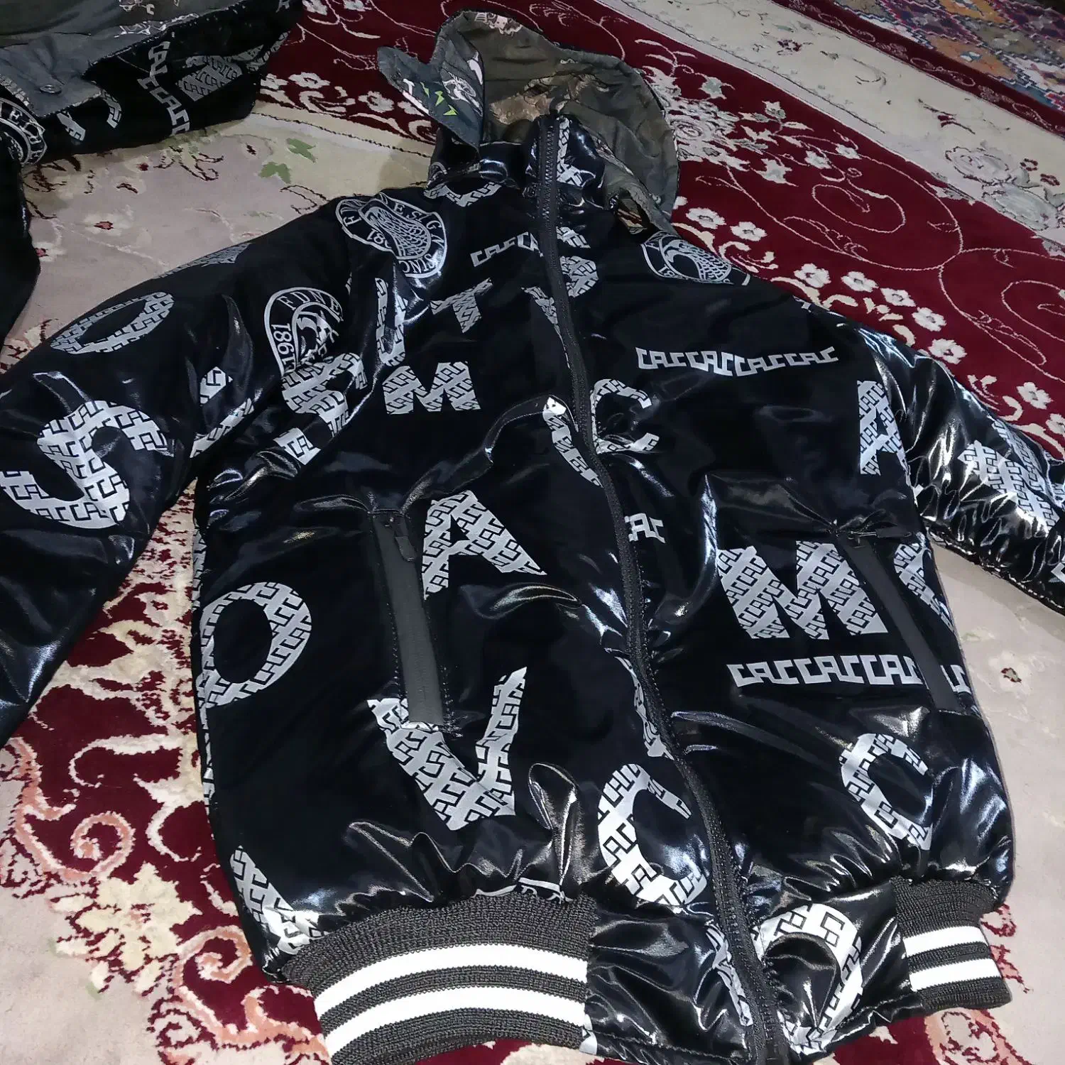 فروش دو عدد کاپشن دو رو در حد نو آکبند|لباس|آبگرم, |دیوار