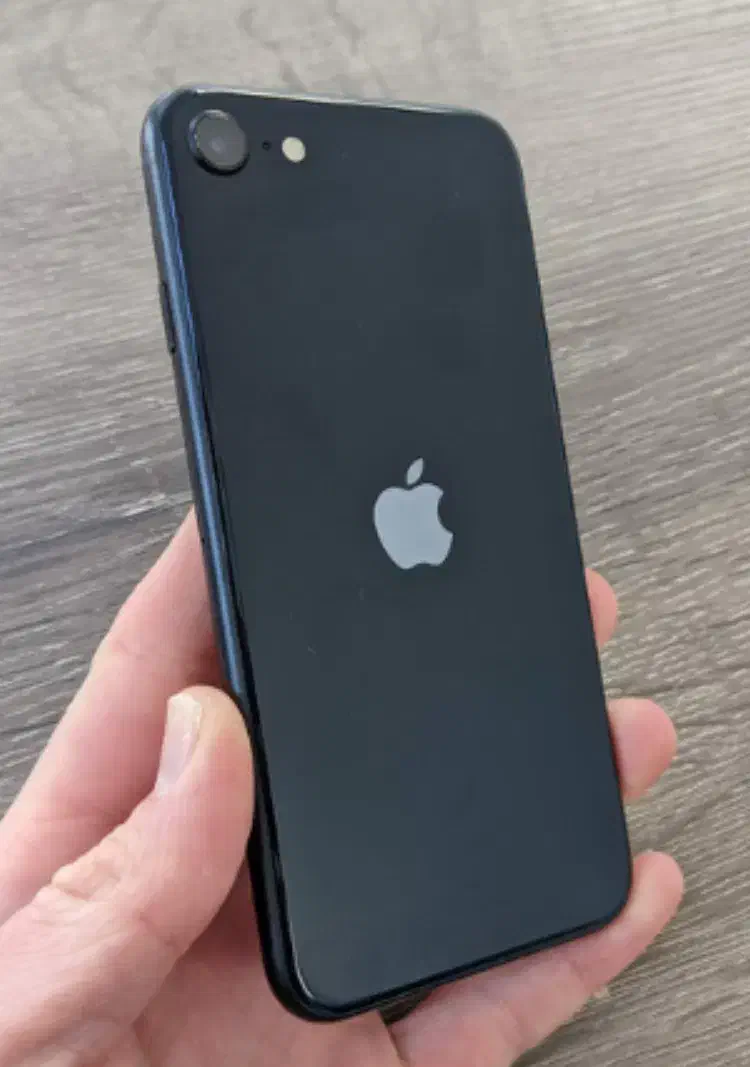 آیفون se 2020 128g|موبایل|ارومیه, |دیوار