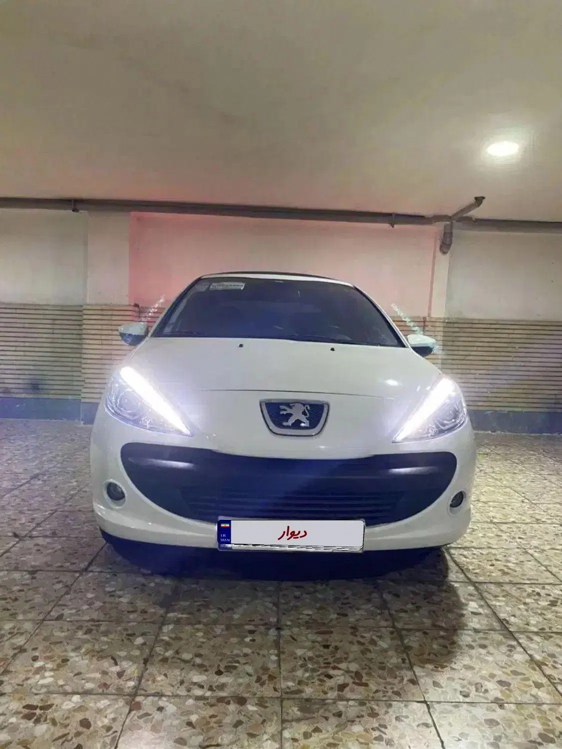 خودرو پژو ۲۰۷ اتوماتیک سقف شیشه ای tu5p|خودرو سواری و وانت|کرج, شهرک بنفشه|دیوار