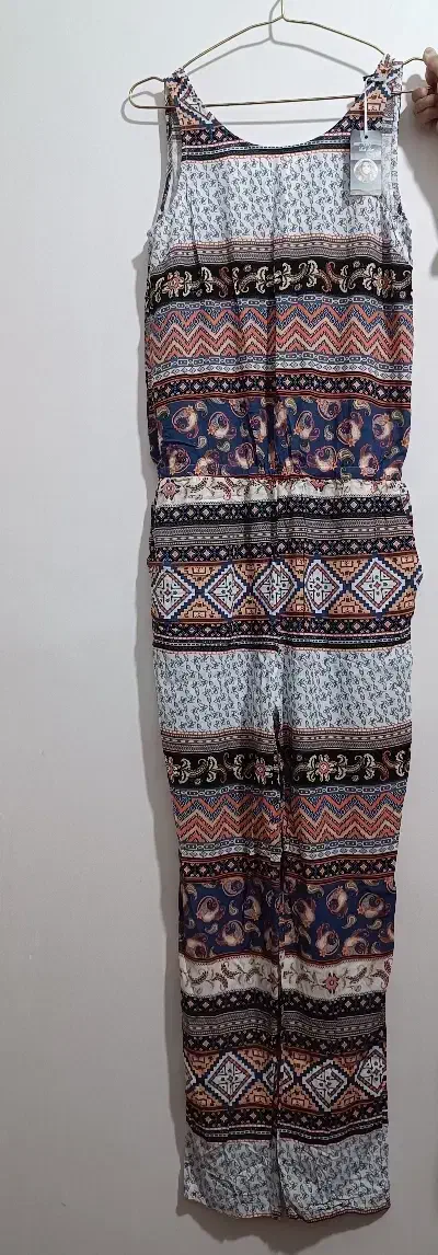 لباس|لباس|مشهد, کوشک مهدی|دیوار