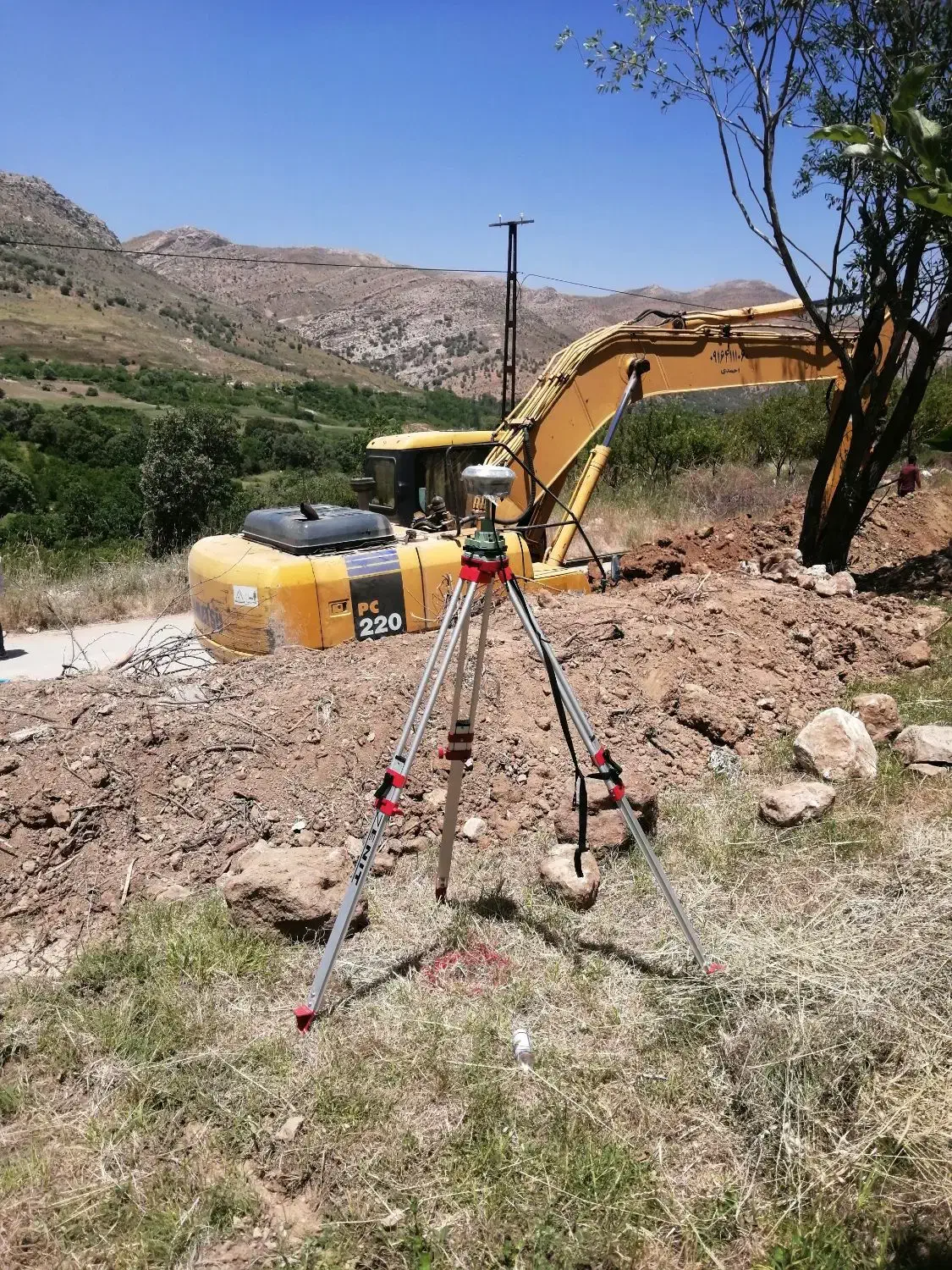 نقشه برداری،نقشه بردار،سندتک برگ|خدمات پیشه و مهارت|شیراز, تندگویان|دیوار