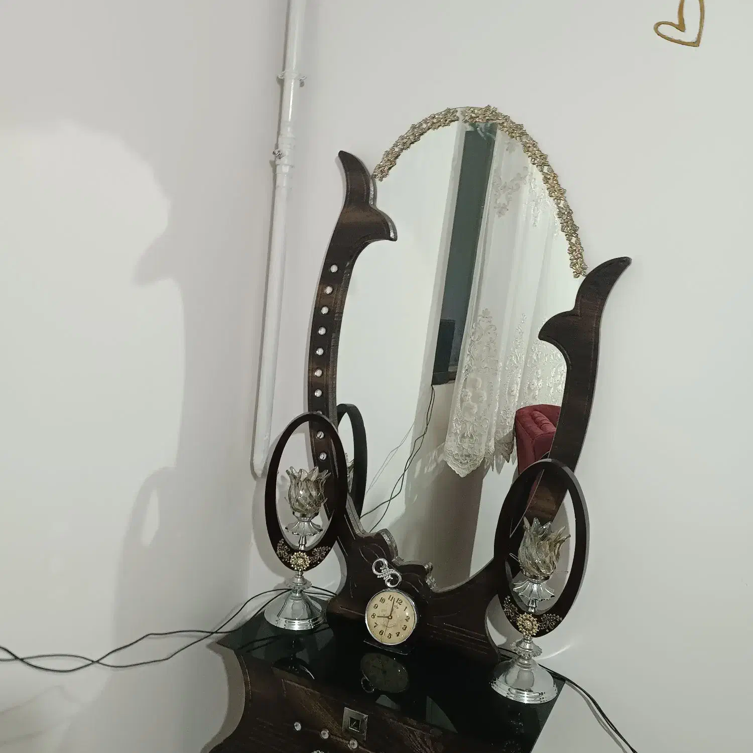 اینه و شمعدان|آینه|اراک, |دیوار