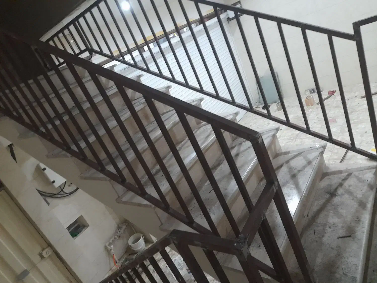 اجرای نرده راه پله فلزی و جوشکاری سیار|خدمات پیشه و مهارت|گرگان, |دیوار