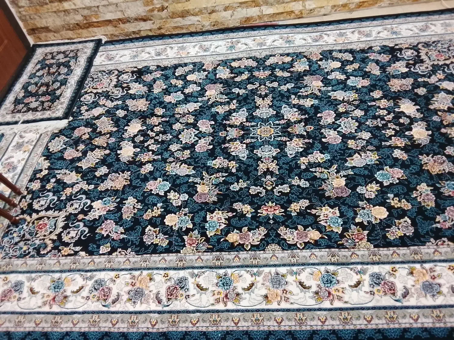 چهار تخته فرش افشان در حد نو 9و6و4متری|فرش|تنکابن, |دیوار