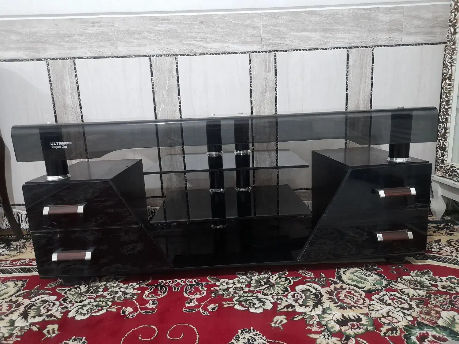 زیر تلوزیونی شیشه ای|میز تلویزیون|مرودشت, مختارآباد|دیوار