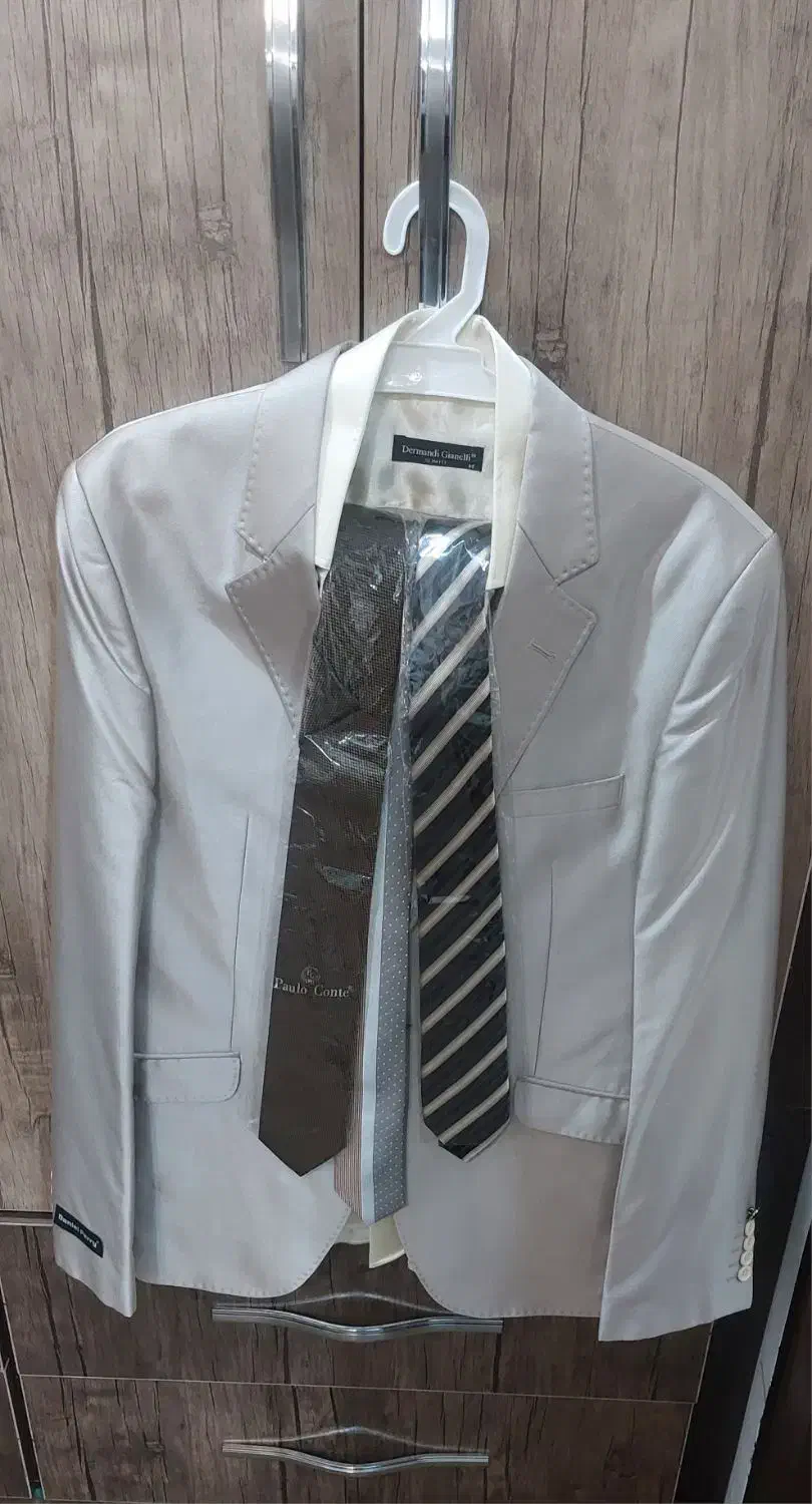 فروش لباس در حد نو|لباس|سنندج, |دیوار