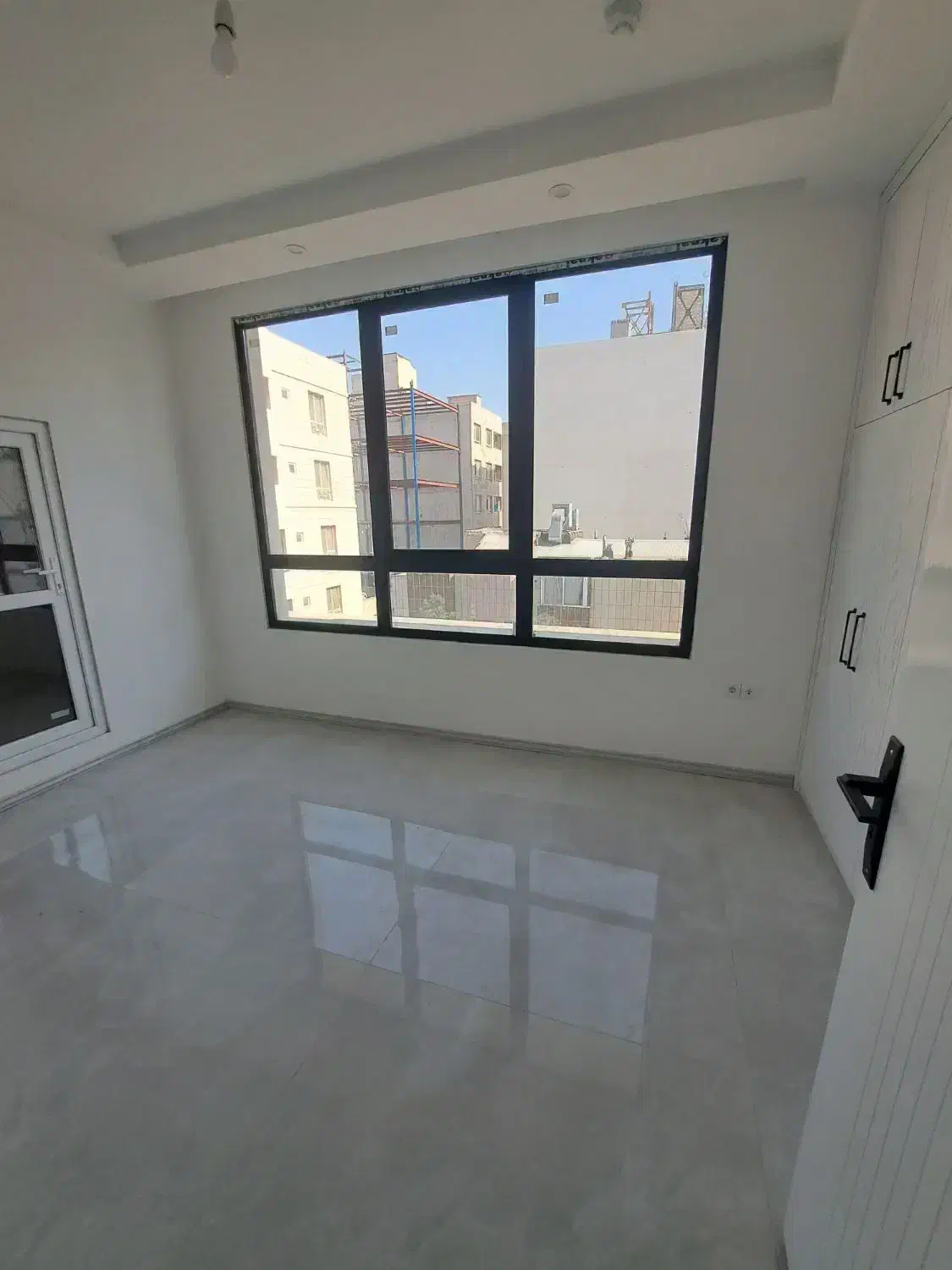 نقاشی ساختمان به قیمت دلخواه مشتری|خدمات پیشه و مهارت|مشهد, سجاد شهر|دیوار