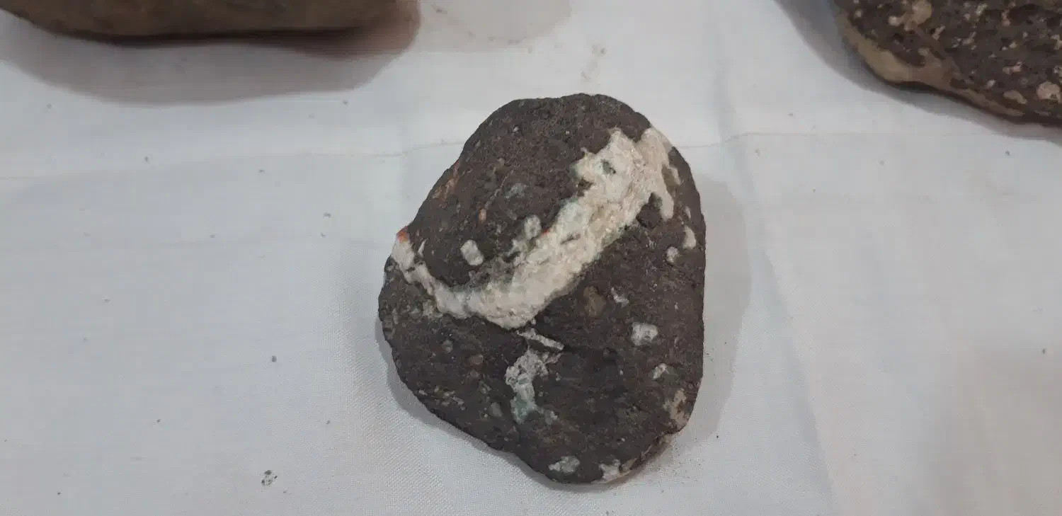 شهاب سنگ کمیاب|کلکسیون اشیاء عتیقه|پاکدشت, پاکدشت (مامازند)|دیوار