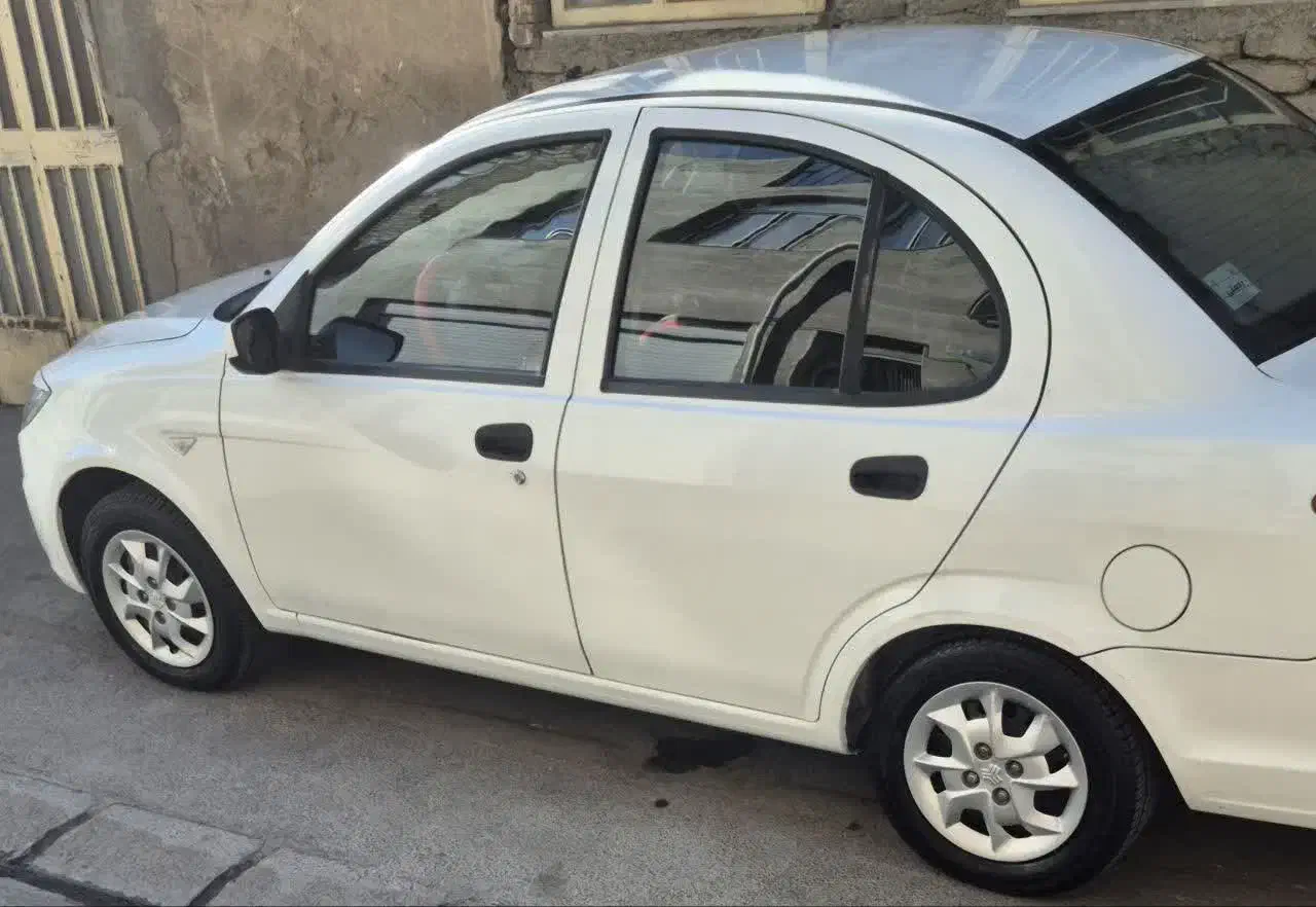 ساینا ۹۹ بدون ضربه و رنگ|خودرو سواری و وانت|اراک, |دیوار