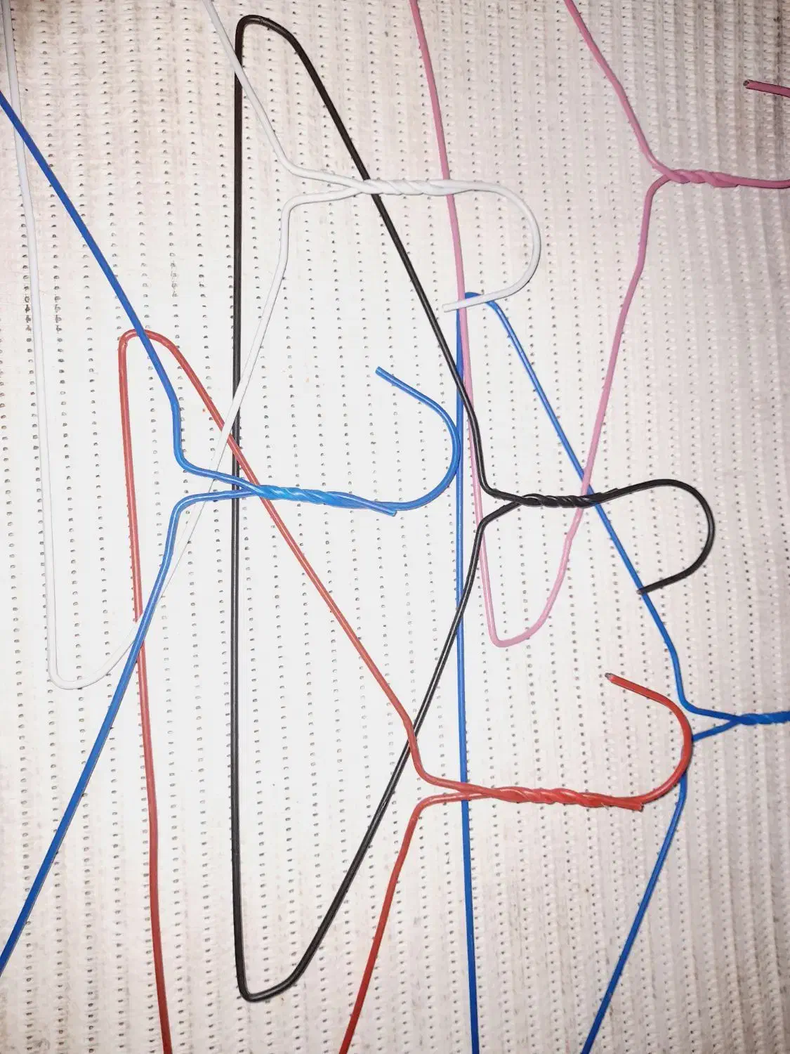 اویز لباس|بندرخت و رخت‌آویز|ورامین, خیر آباد|دیوار