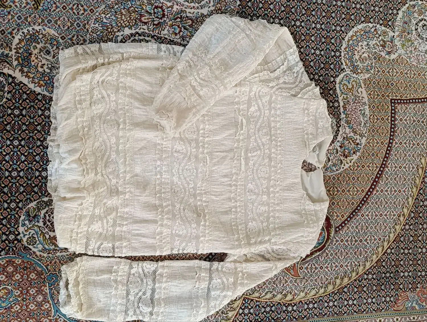 تعدادی لباس دخترانه مجلسی درحدنو مناسب ۸تا۱۰سال|کفش و لباس بچه|میانه, |دیوار