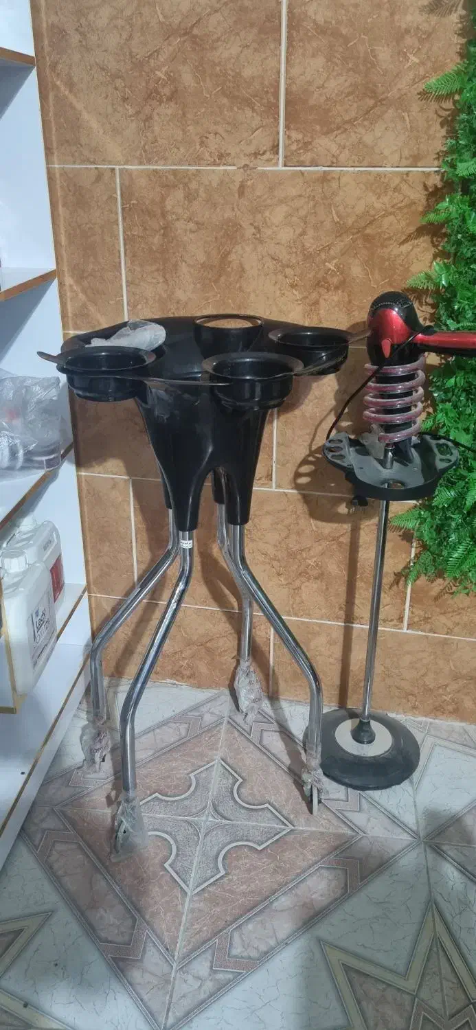 وسایل آرایشگاه زنانه|آرایشگاه و سالنهای زیبایی|بردخون, |دیوار