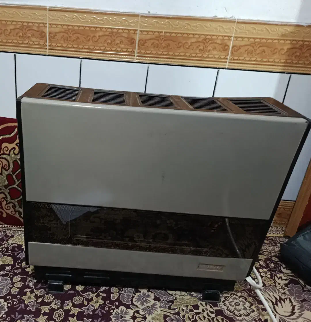 بخاری سالم و تمیز|بخاری، هیتر، شومینه|کنگاور, |دیوار
