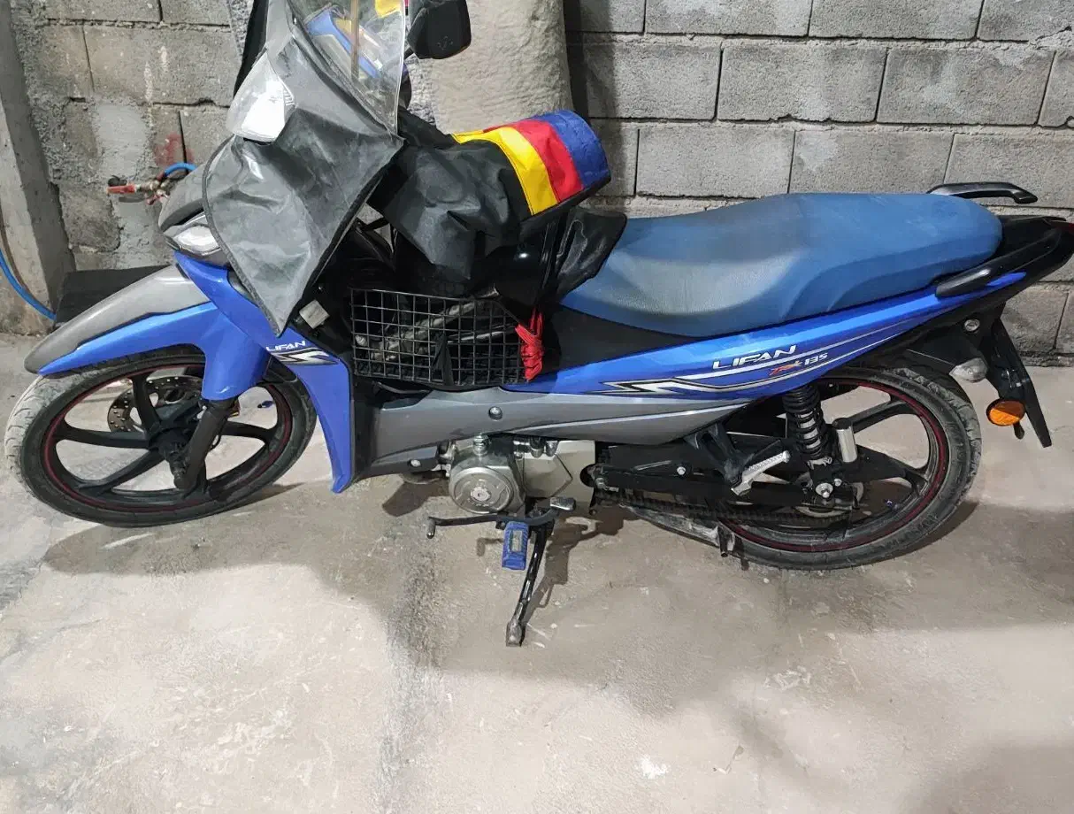 موتور بی کلاج ۱۳۵ در حد نو|موتورسیکلت|لردگان, |دیوار