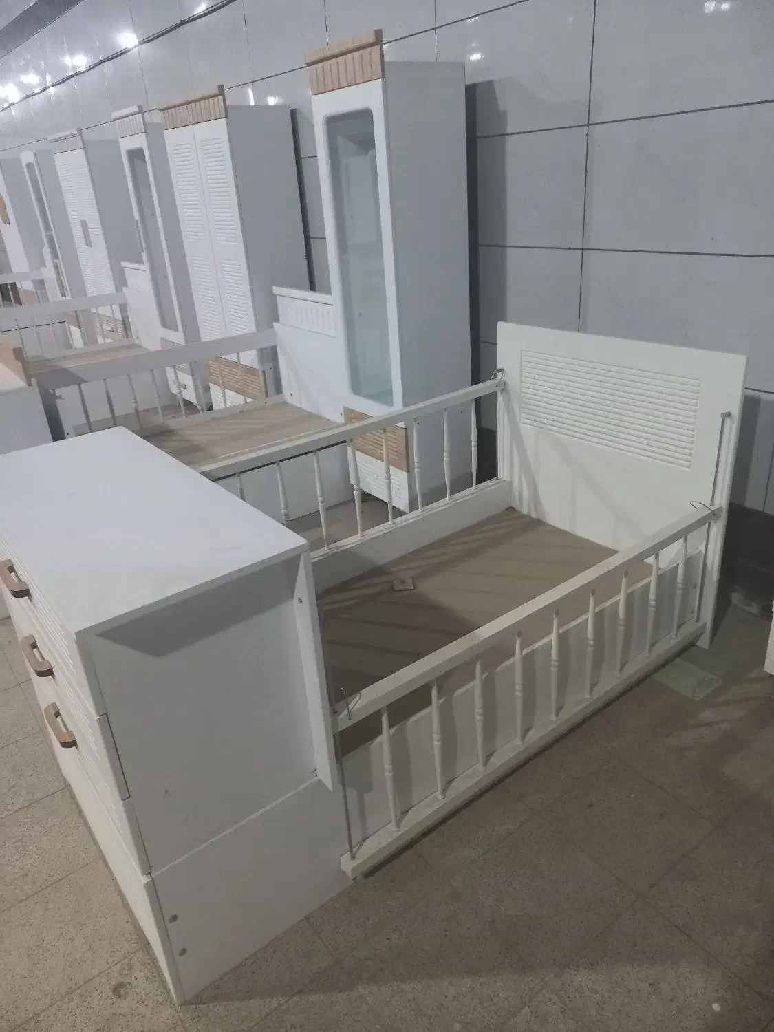 سرویسنوزاد|اسباب و اثاث بچه|مشهد, شایه|دیوار