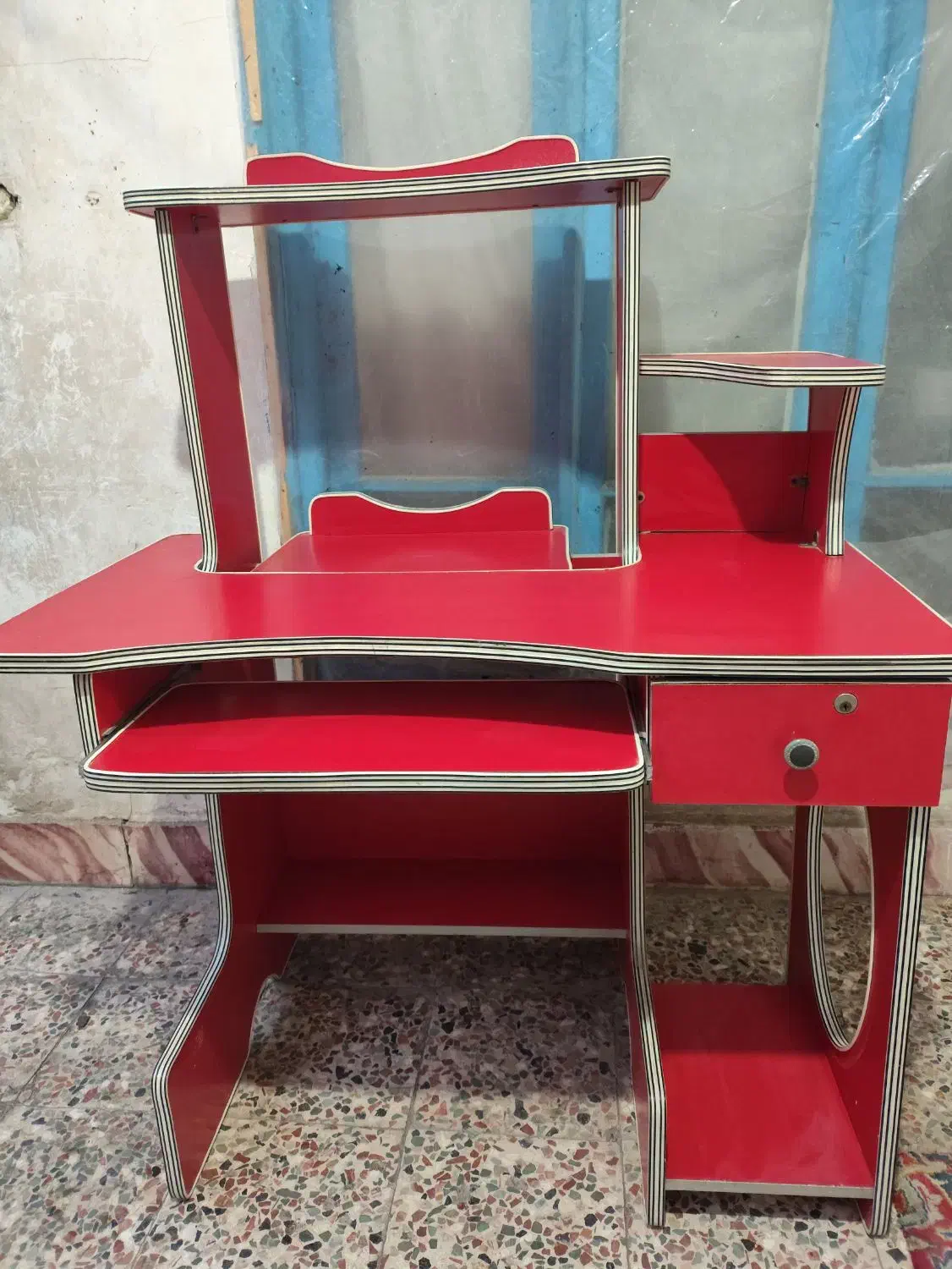 میز کامپیوتر|میز تحریر و کامپیوتر|نیشابور, شهید جعفری|دیوار