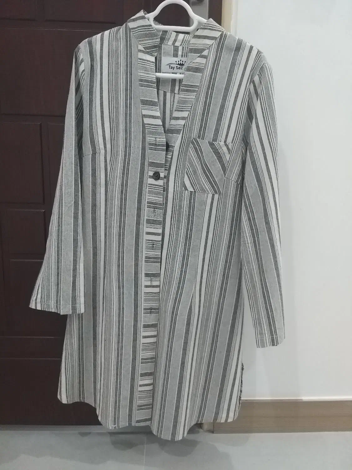 مانتو|لباس|قروه, |دیوار