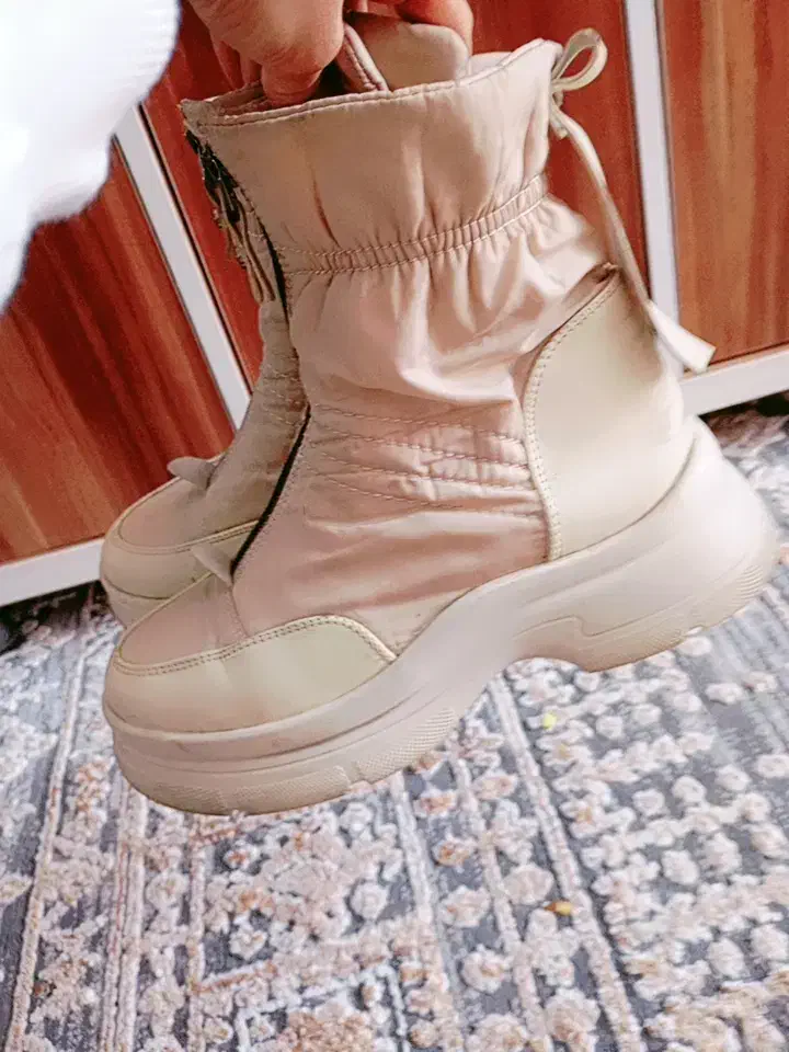 نیم بوت|کیف، کفش، کمربند|سبزوار, شرق کال میانی|دیوار