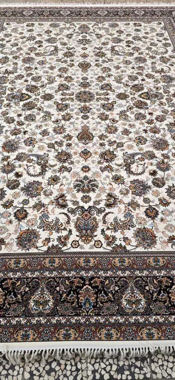 فرش ۷۰۰ سنگین و ضخیم بینظیر|فرش|بیرجند, |دیوار