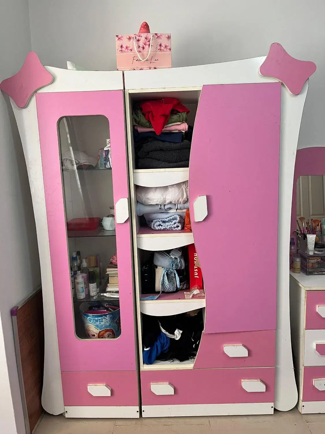 سرویس خواب|تخت و سرویس خواب|آستارا, |دیوار