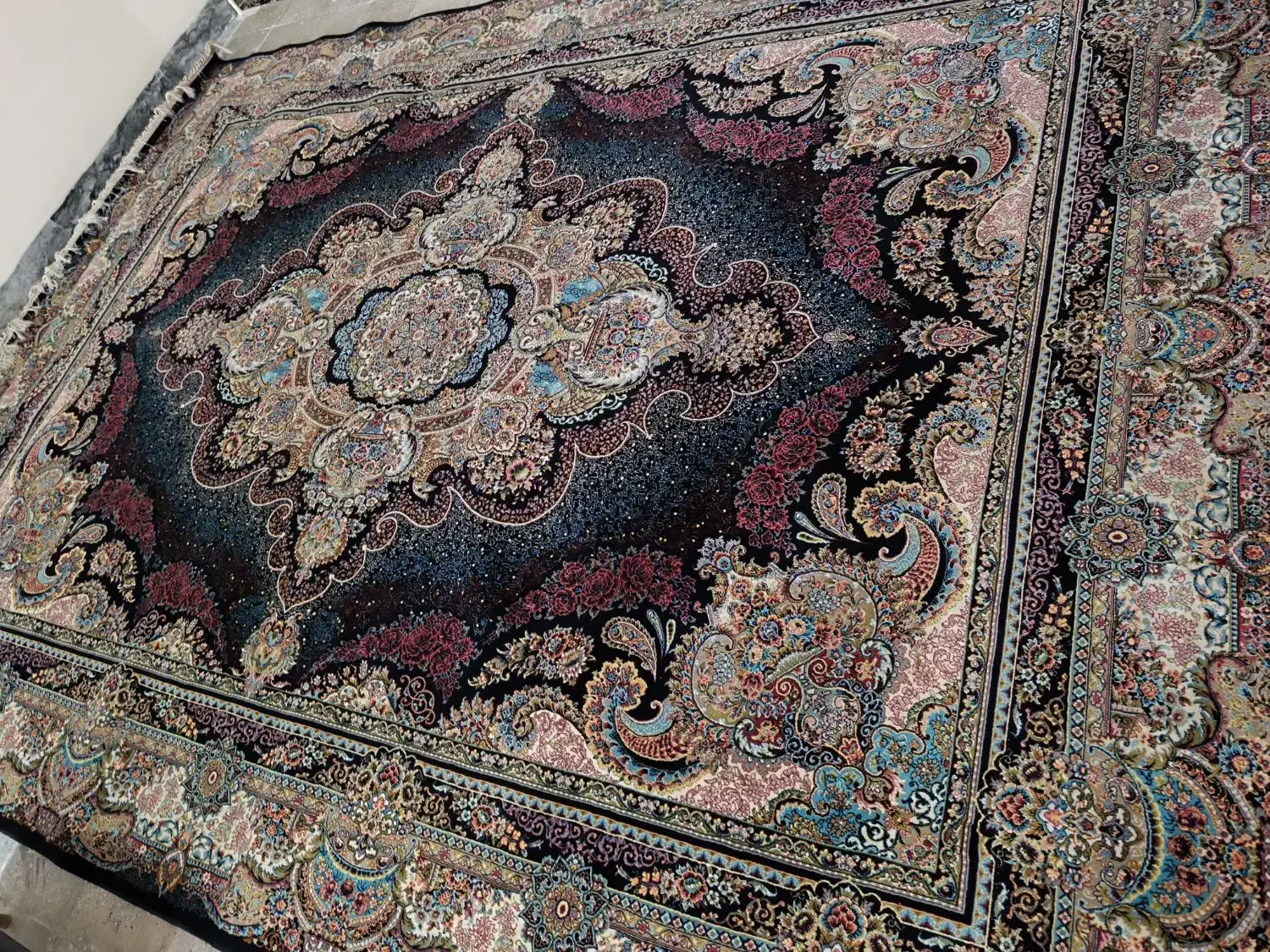 فرش۱۲متری|فرش|بروجرد, |دیوار