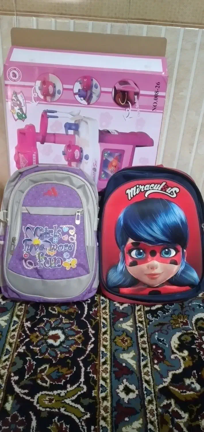 دوعددکیف مدرسه|کیف، کفش، کمربند|قرچک, داوود آباد|دیوار