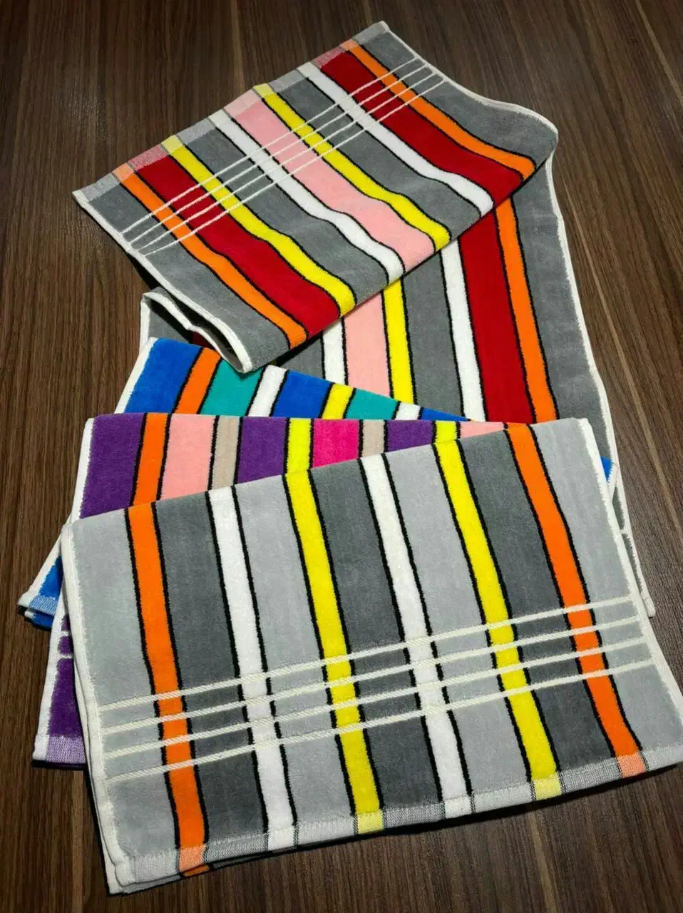 حوله دستی ماندگار  قراملک|لوازم حمام|تبریز, |دیوار