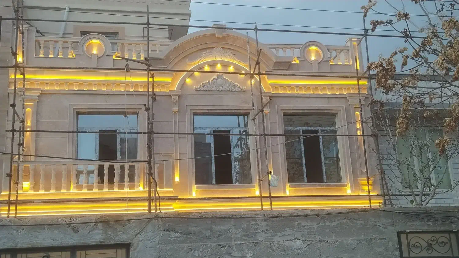 سیم کشی ساختمان|خدمات پیشه و مهارت|ملکان, |دیوار