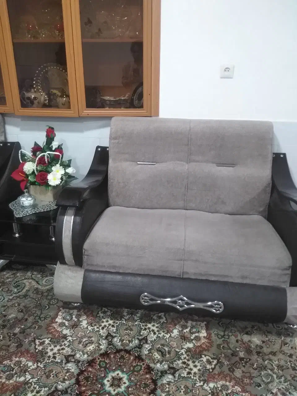 مبل|مبلمان خانگی و میز عسلی|گناباد, |دیوار