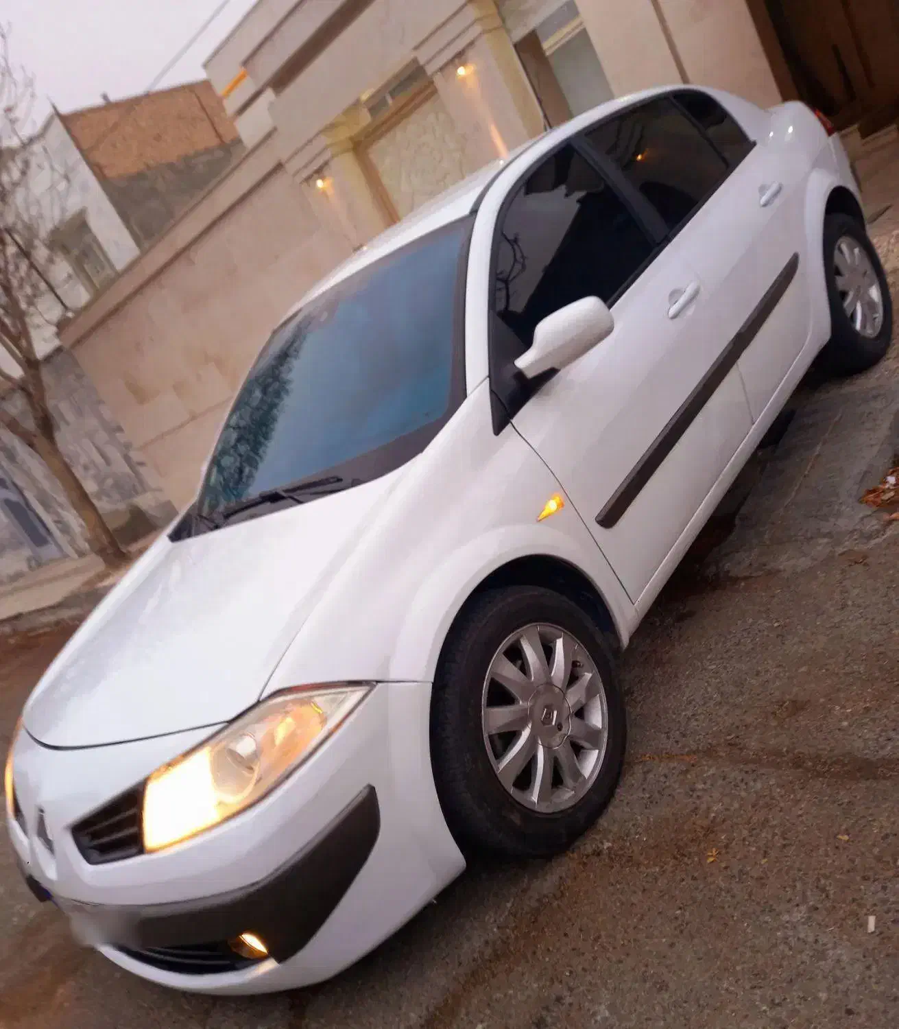 مگان ۸۹ درحد و استثنایی ۲۰۰۰ ( معاوضه یا شرایطی )|خودرو سواری و وانت|مشهد, آزادشهر|دیوار