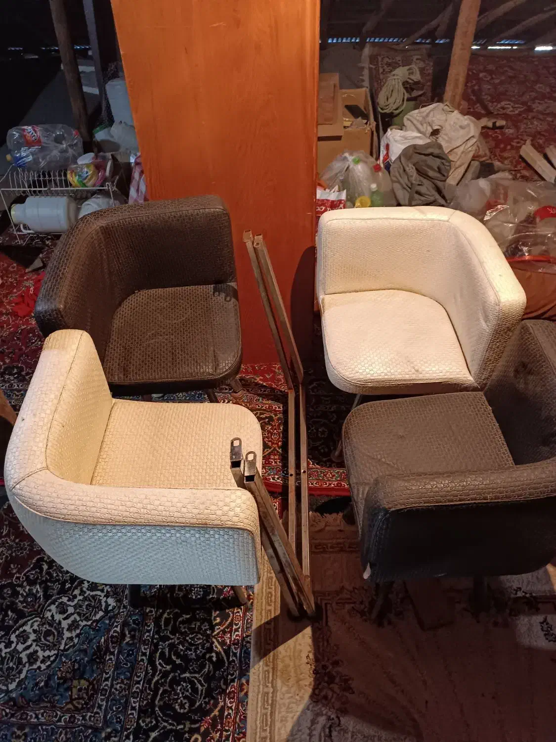 میز و صندلی|صندلی و نیمکت|خرمآباد (تنکابن), |دیوار