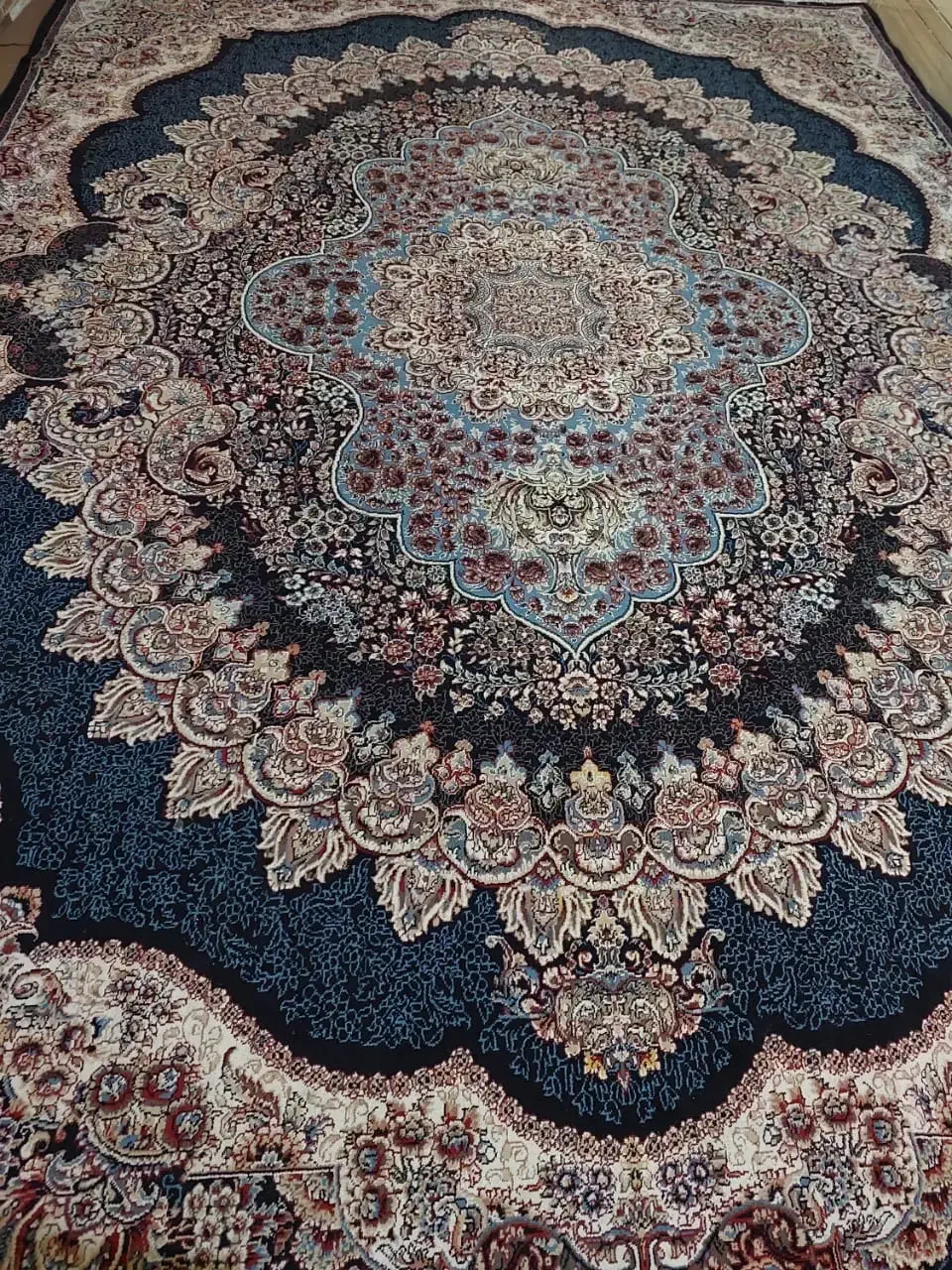 جفت قالی ۱۲متری ۷۰۰شانه تراکم ۲۵۵۰نگین مشهد|فرش|اهواز, شهرک رزمندگان|دیوار