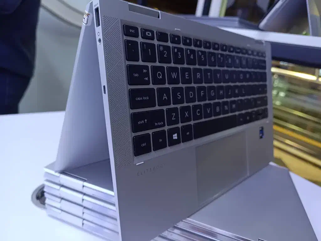 لپ تاپ اچ پی 360 درجه HP elitebook 1030 G8|رایانه همراه|تهران, فلسطین (میدان انقلاب)|دیوار