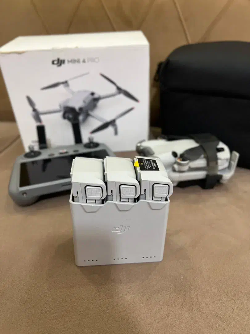 هلی شات مویک مینی 4 پرو «پک کومبو»|دوربین عکاسی و فیلمبرداری|رشت, گلسار|دیوار