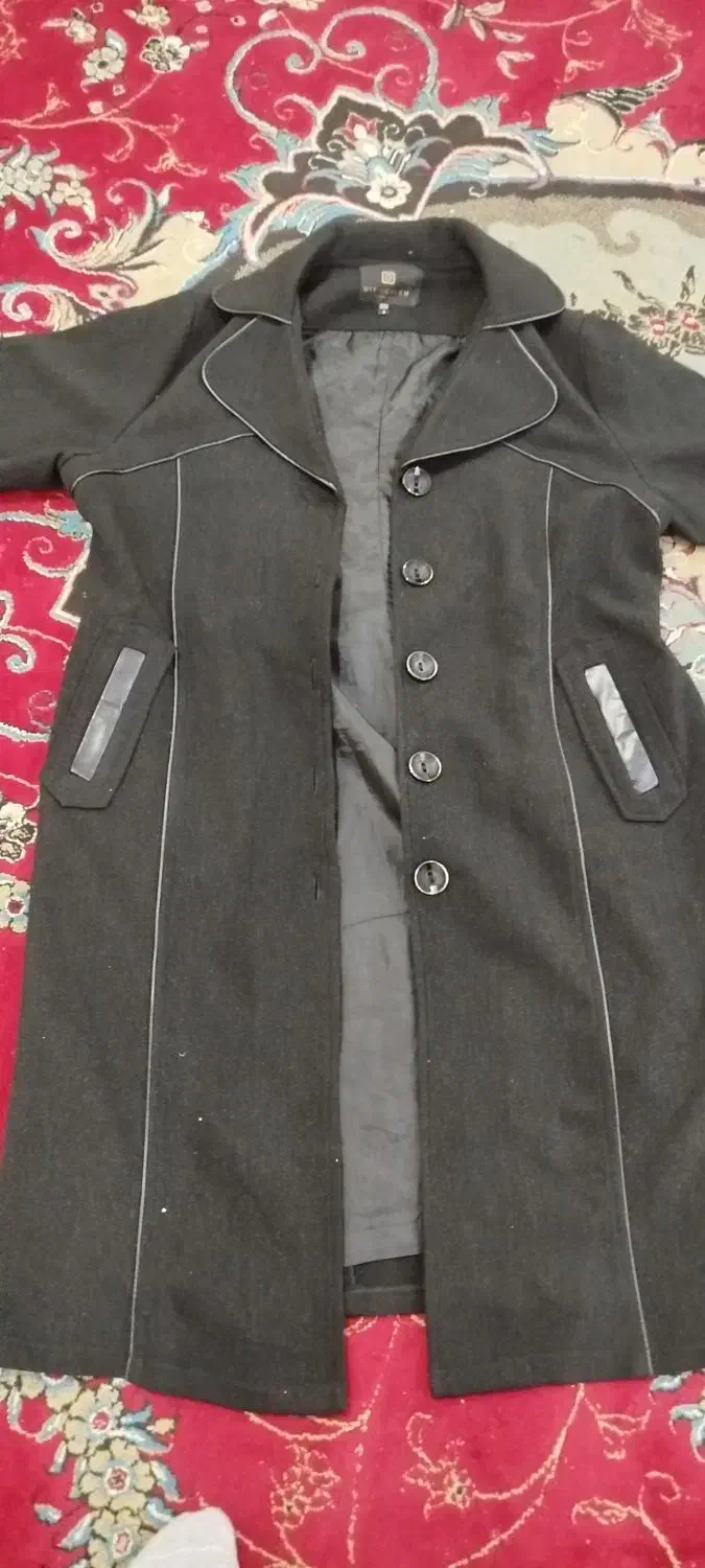 پالتو|لباس|شوشتر, |دیوار