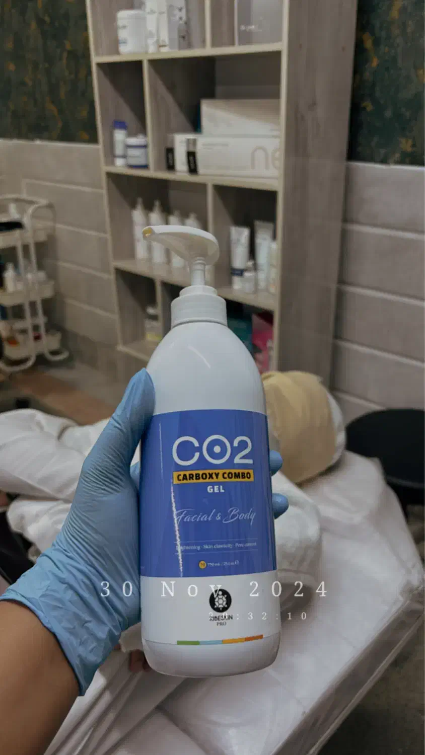 فیشال تخصصی در کلینیک پوست ومو زیرنظرپزشک|خدمات آرایشگری و زیبایی|زاهدان, |دیوار