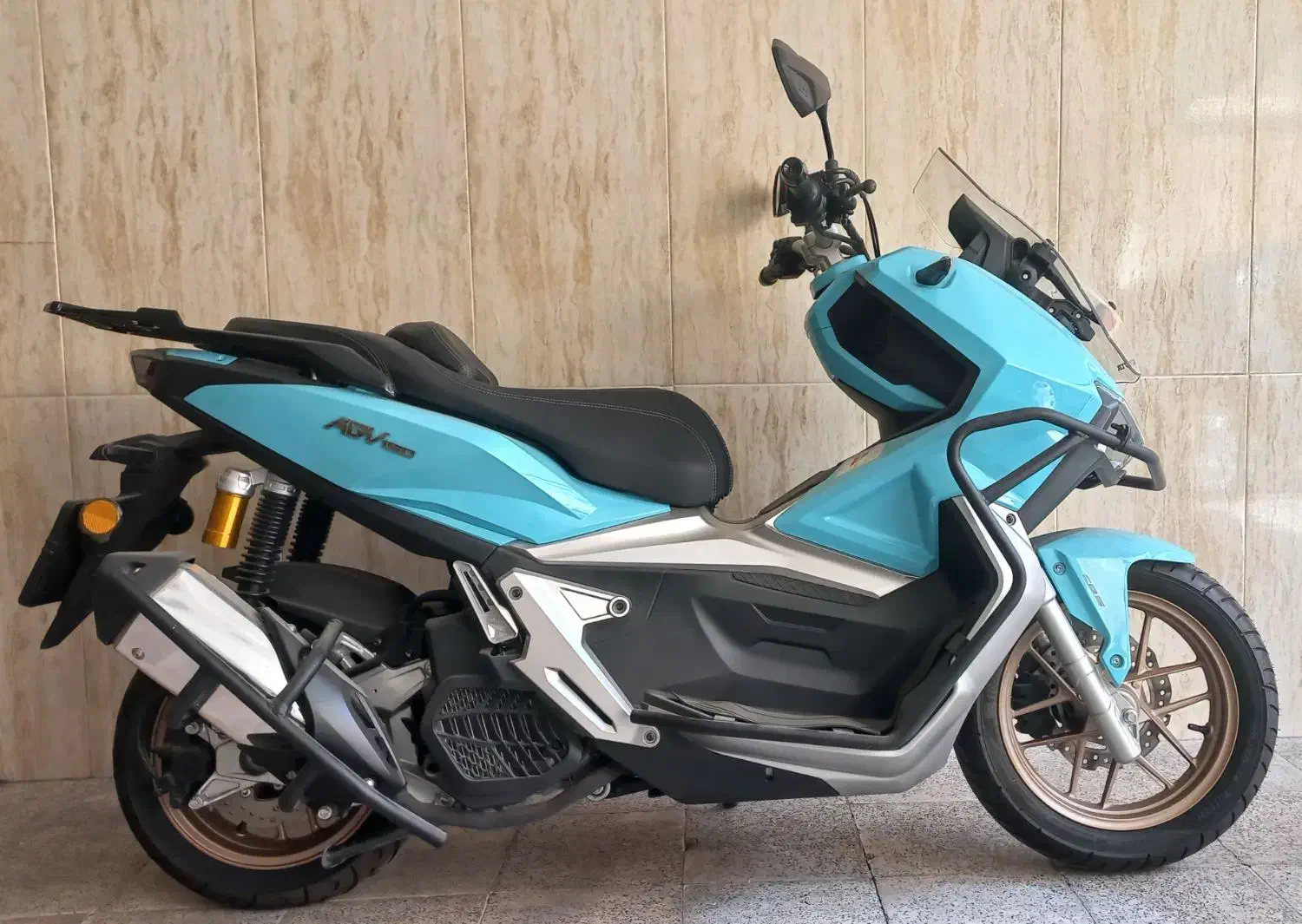 کویر AGV 150 صفر|موتورسیکلت|تهران, نازی‌آباد|دیوار
