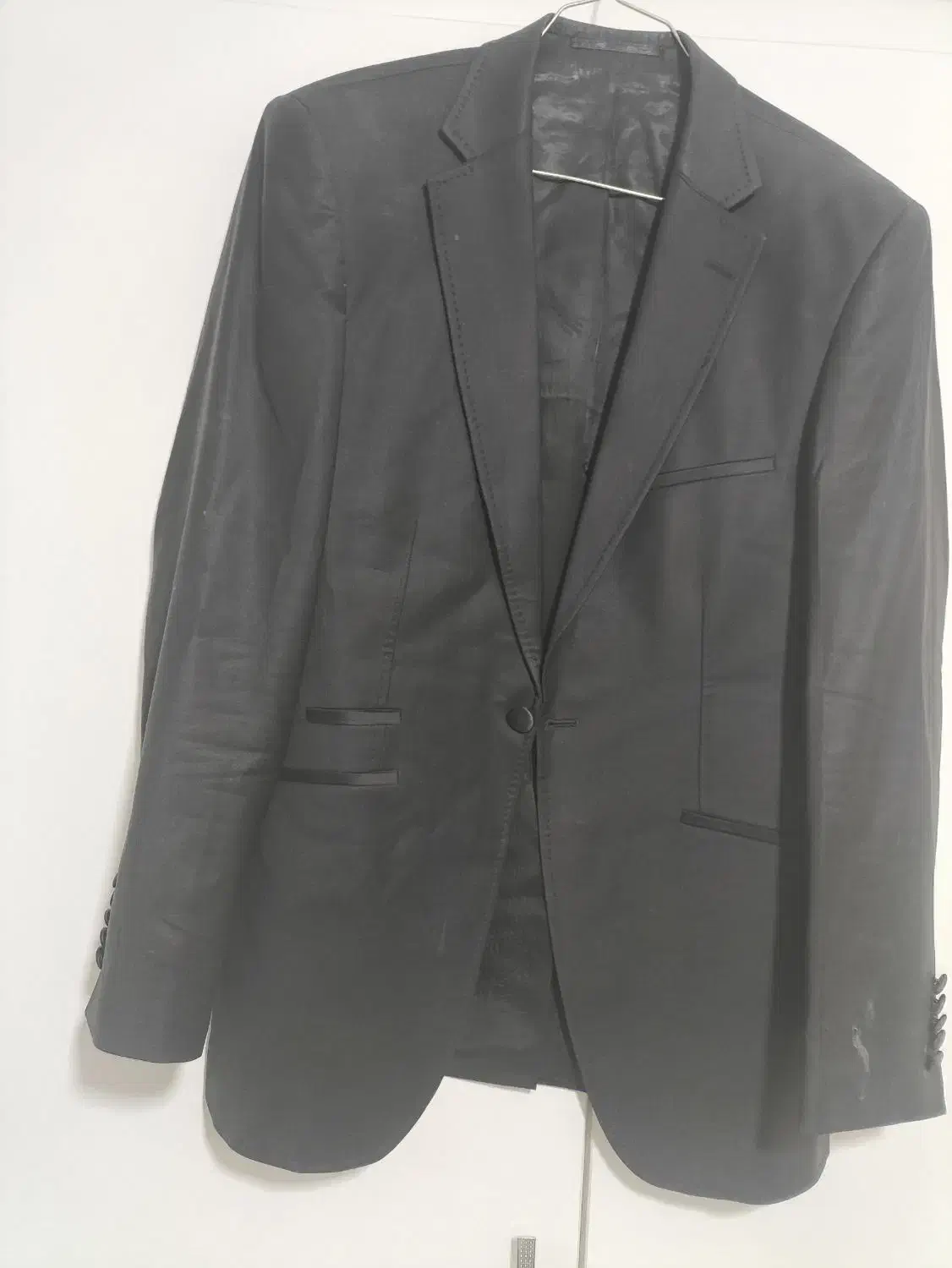 کت مردانه|لباس|شاهین‌شهر, حافظ شمالی|دیوار