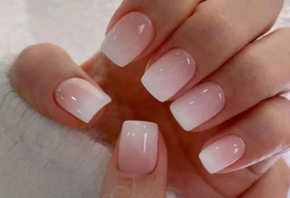 کاشت ناخن  فقط ۳۸۰ به مدت محدود|خدمات آرایشگری و زیبایی|قم, ولیعصر|دیوار