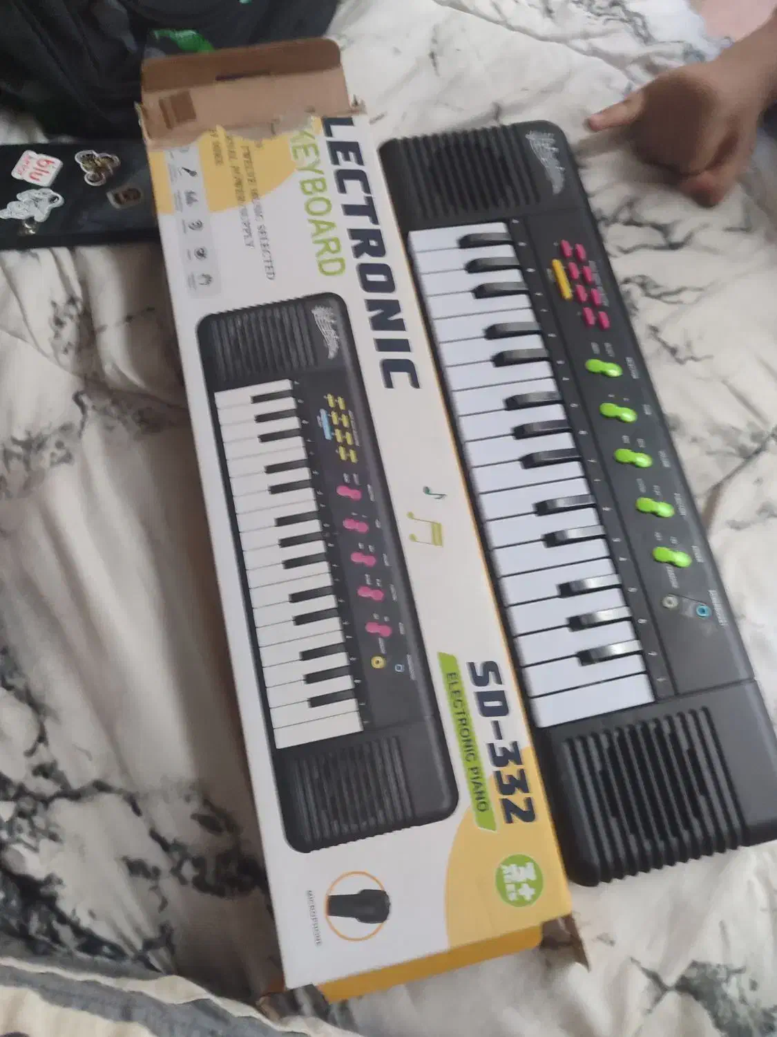 پیانو دستی|پیانو، کیبورد، آکاردئون|مشهد, تربیت (صدف)|دیوار