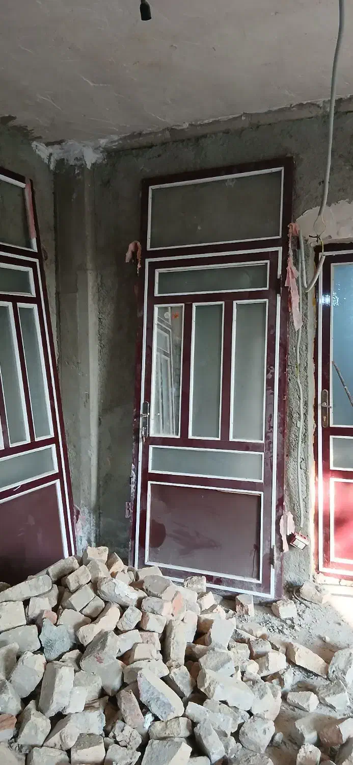 درب المینیومی|مصالح و تجهیزات ساختمان|گرگان, |دیوار