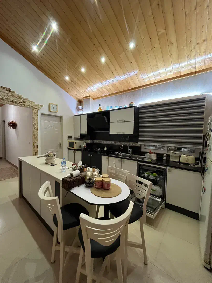 فروش ویلای شهرکی با نگهبانی/مبله/به همراه سوئیت|فروش خانه و ویلا|هچیرود, |دیوار