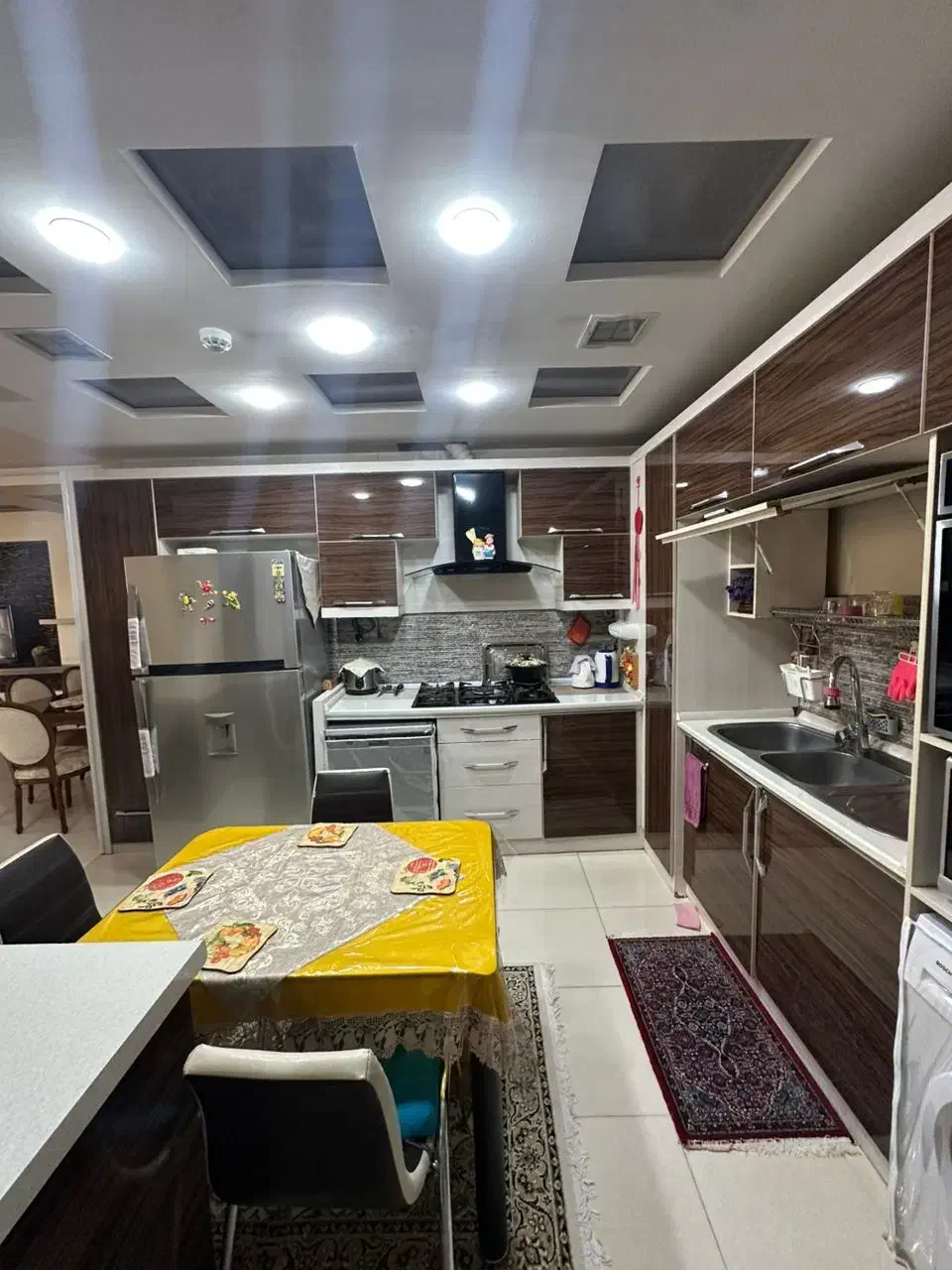فردوسی شرقی ۱۵۱ متر سه خواب|فروش آپارتمان|شاهین‌شهر, فردوسی|دیوار