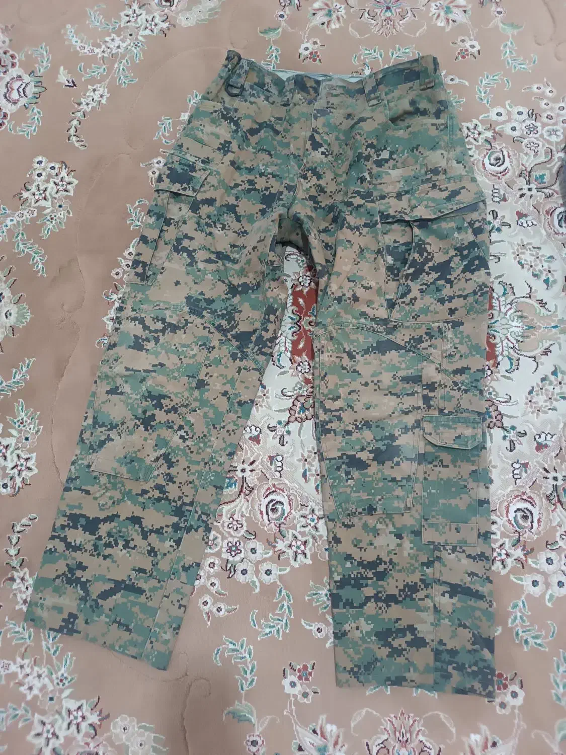 لباس خاکی دیجیتالی و دیجیتالی سبز|لباس|ارومیه, |دیوار