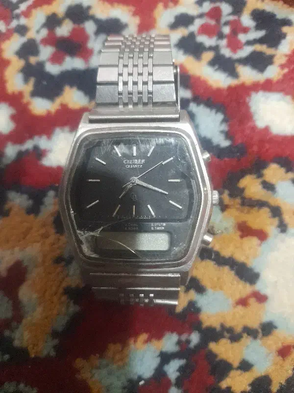 ساعت دوزمانه|ساعت|یزد, |دیوار