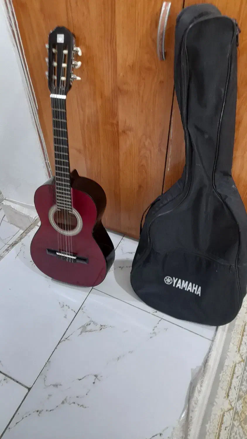 فروش گیتار|گیتار، بیس، امپلیفایر|چناران, |دیوار