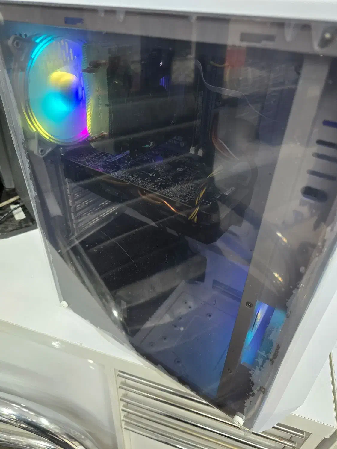 کیس گیمینگ ۸ گیگ گرافیک (رایاپرداز)|رایانه رومیزی|بیرجند, |دیوار